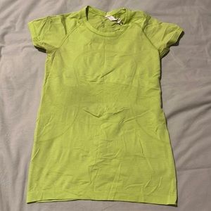 Lululemon Swiftly tech t shirt